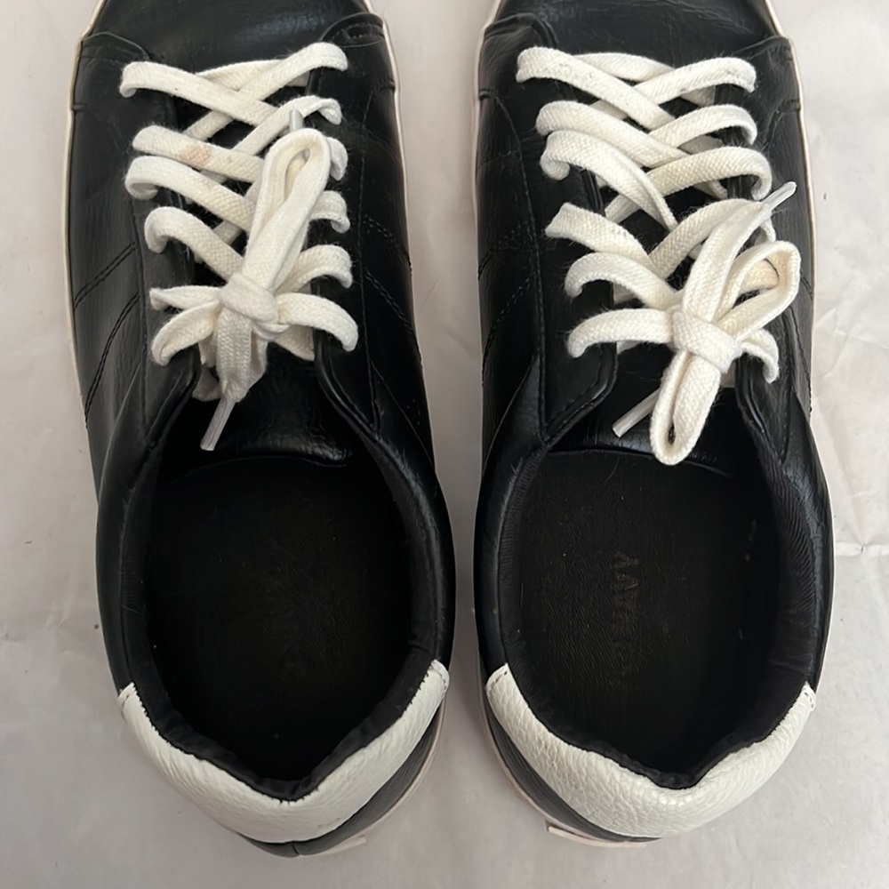 Old Navy Blackjack Court Sneaker - Picture 6 of 9